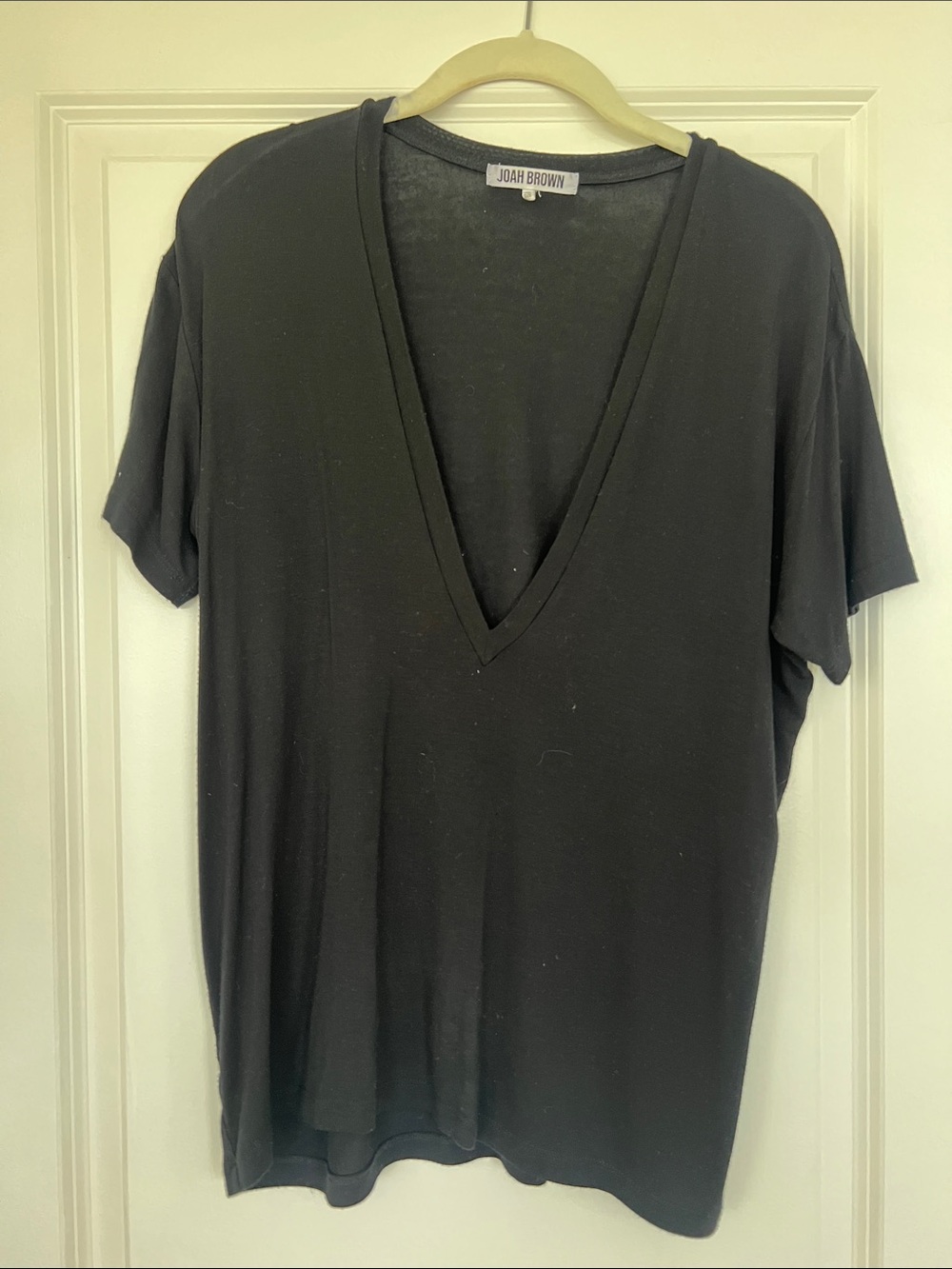 Joah Brown Black V-Neck Short Sleeve Tee